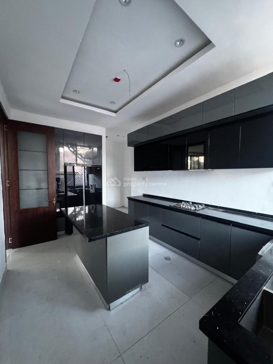 Brand New Luxury 3 Bedroom Apartment with Pool  and Gym, Lekki Phase 1, Lekki, Lagos, Flat / Apartment for Rent