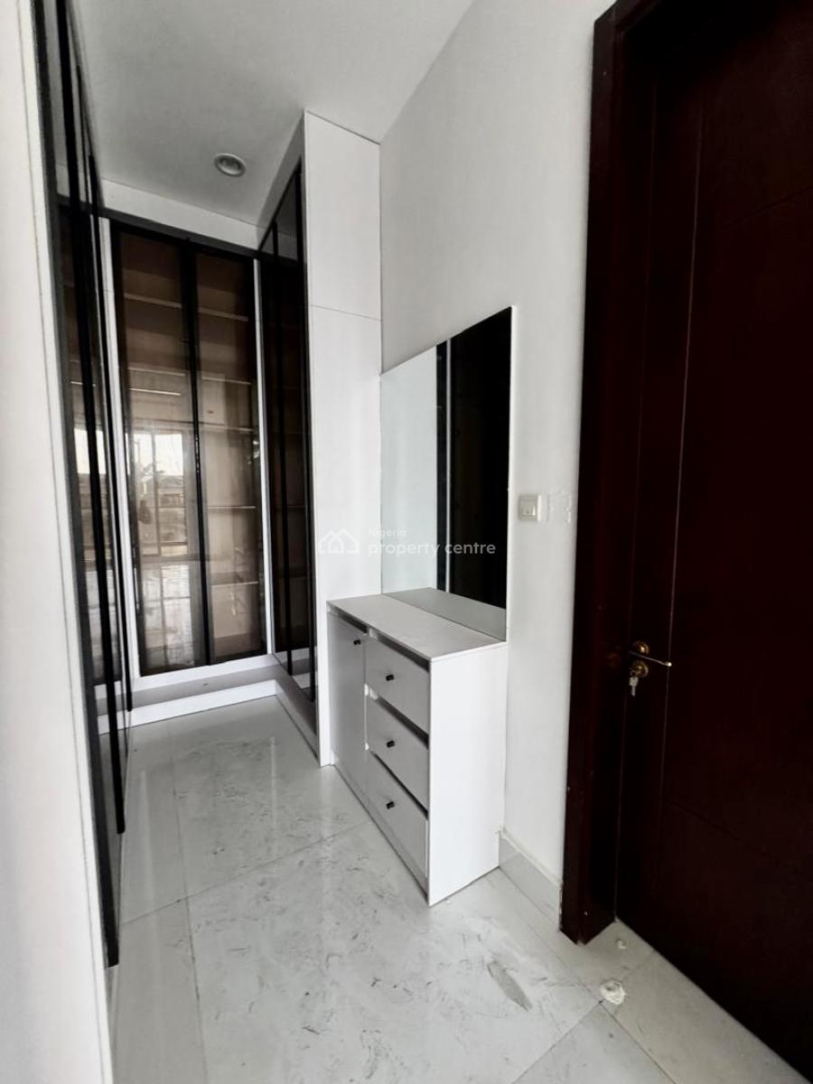 Brand New Luxury 3 Bedroom Apartment with Pool  and Gym, Lekki Phase 1, Lekki, Lagos, Flat / Apartment for Rent