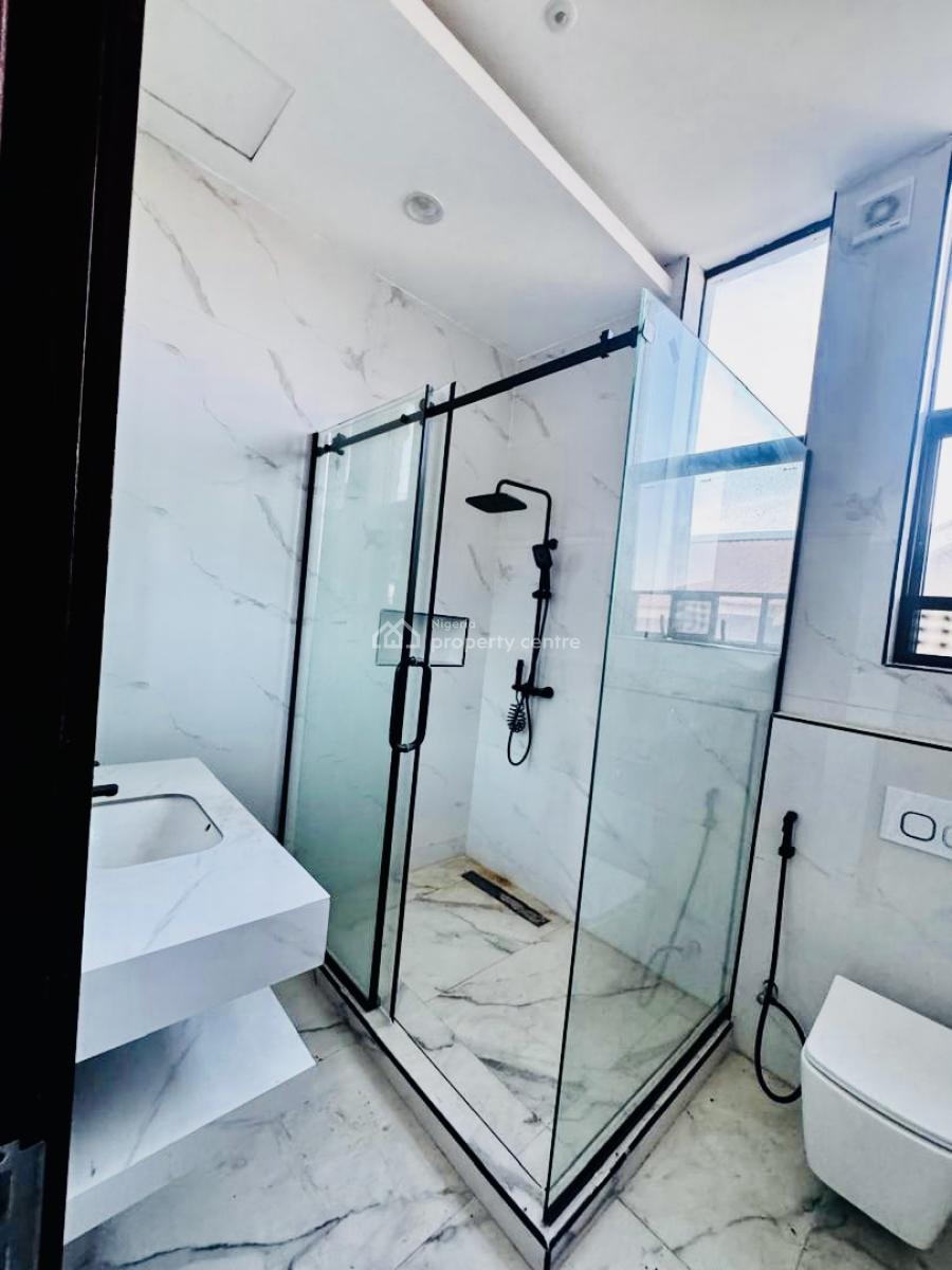 Brand New Luxury 3 Bedroom Apartment with Pool  and Gym, Lekki Phase 1, Lekki, Lagos, Flat / Apartment for Rent