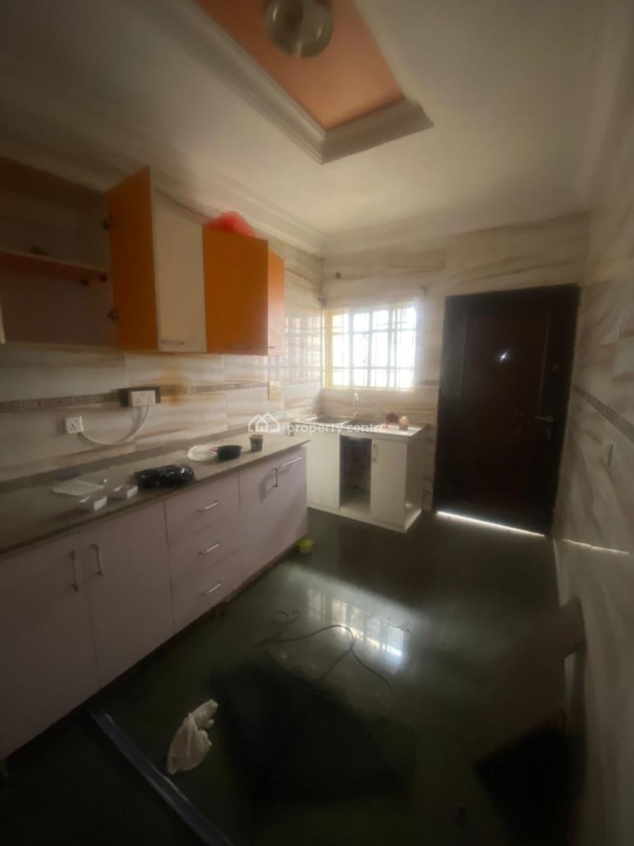 6 Units of 3 Bedroom Apartment and 1 Unit of 3 Bedroom Detached Duplex, Chevron Lekki, Lekki, Lagos, Flat / Apartment for Sale