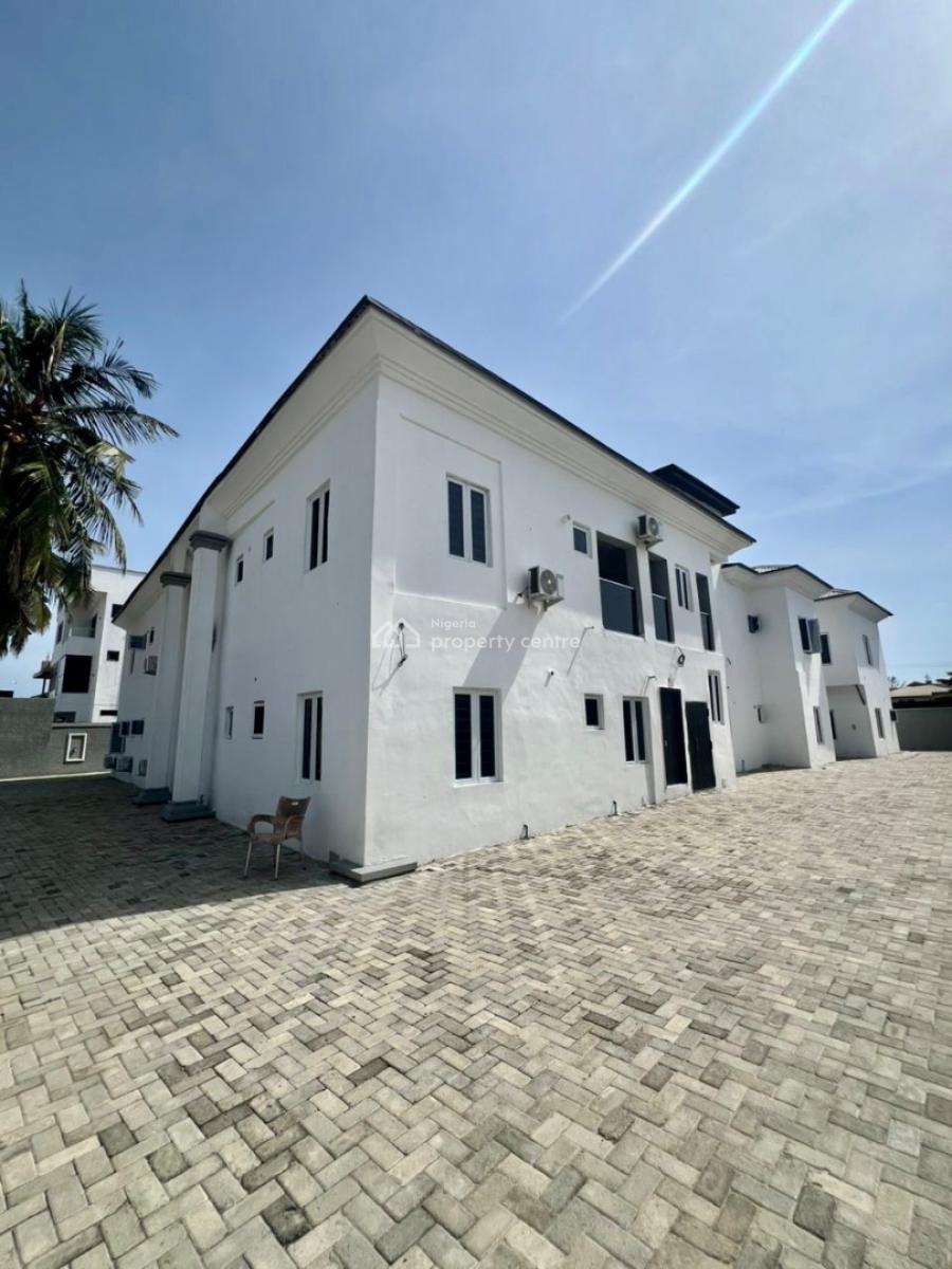 Good Deal! Exquisite Brand New 2 Bedroom Apartment, New Road Before Chevron Traffic Light, Lekki, Lagos, Flat / Apartment for Sale
