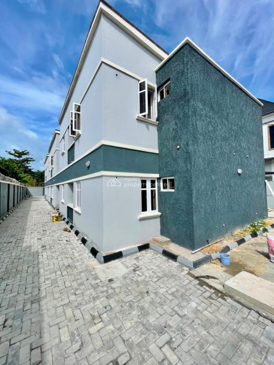 Exquisite 2 Bedroom Apartment, Lekky County Ikota, Lekki, Lagos, Flat / Apartment for Rent