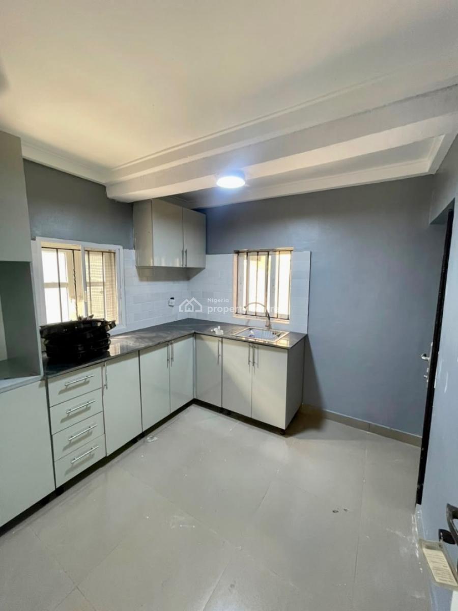 Exquisite 2 Bedroom Apartment, Lekky County Ikota, Lekki, Lagos, Flat / Apartment for Rent