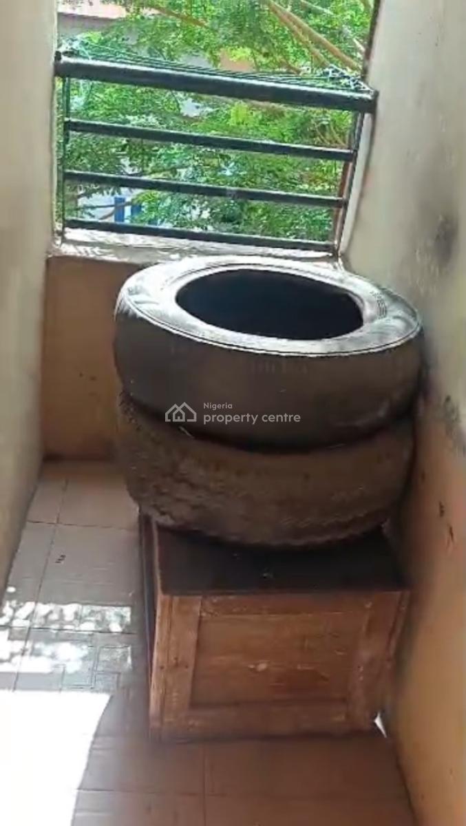 Spacious 2-bedroom Flat, Adekunle, Yaba, Adekunle, Yaba, Lagos, House for Rent