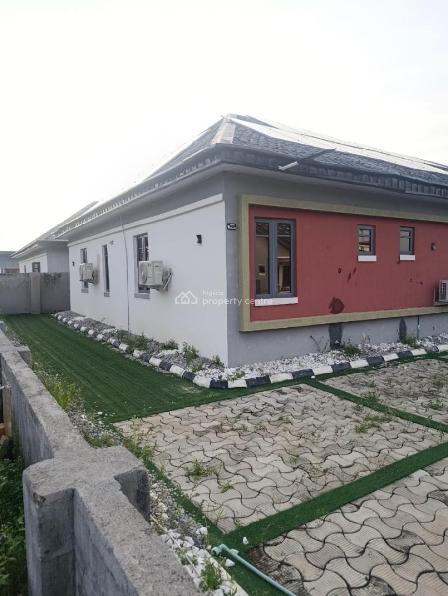Nicely Furnished Three Bedroom Bungalow, Oribanwa Awoyaya Ibeju Lekki, Awoyaya, Ibeju Lekki, Lagos, Terraced Bungalow for Sale