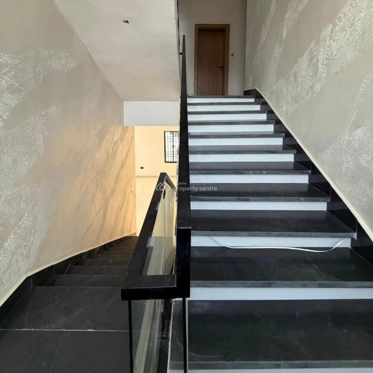 5 Bedroom Detached Duplex, Jahi, Abuja, Detached Duplex for Sale