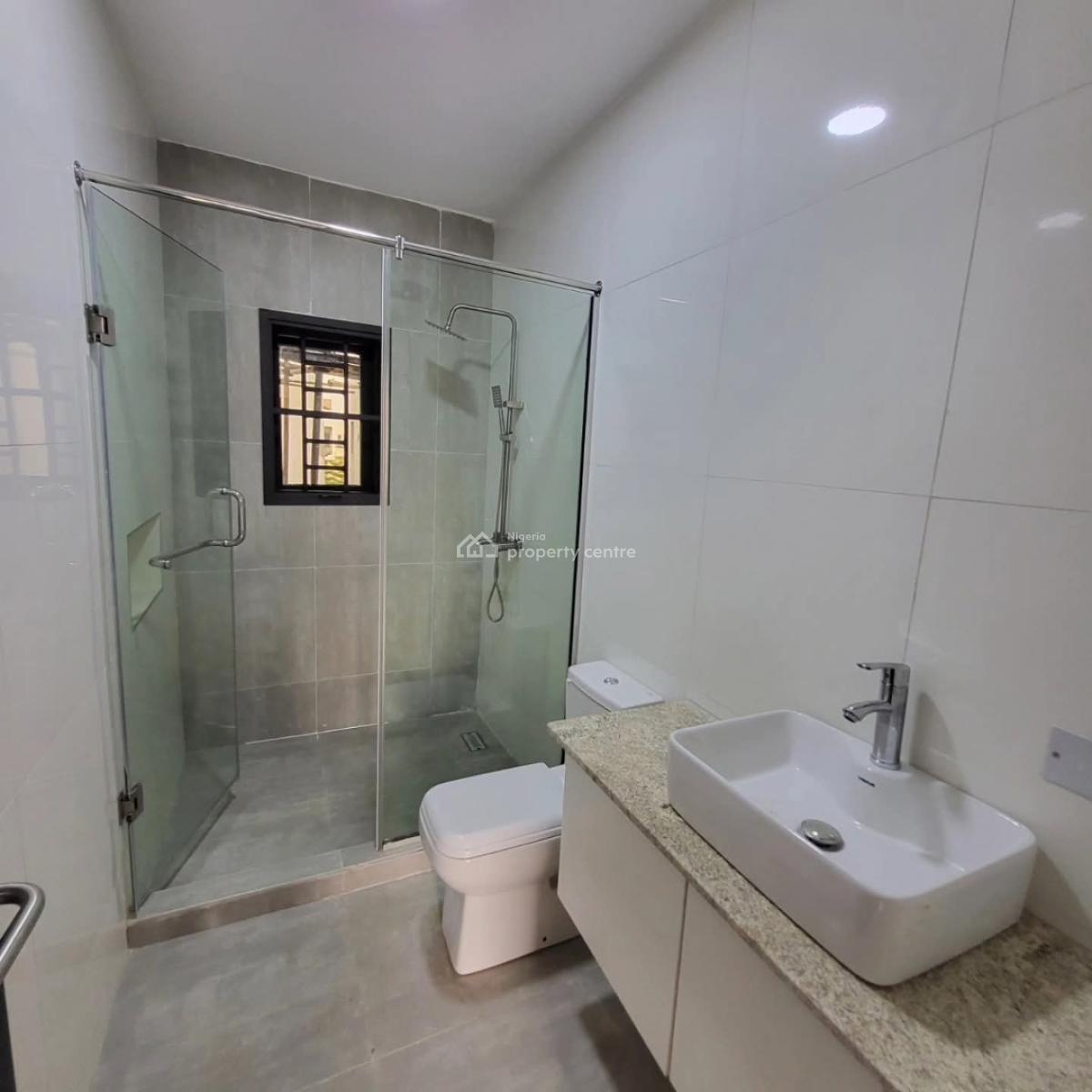 New Listing   Newly Built 4 Bedrooms Terrace Duplex with a Room Boys, Guzape District, Abuja, Terraced Duplex for Sale
