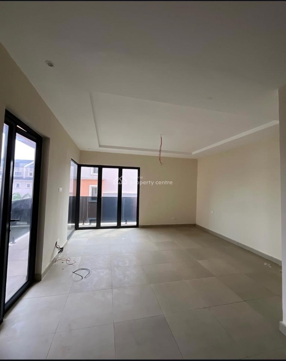 Brand New 3 Bedroom Apartment with Bq, Lekki Phase 1, Lekki, Lagos, Flat / Apartment for Rent