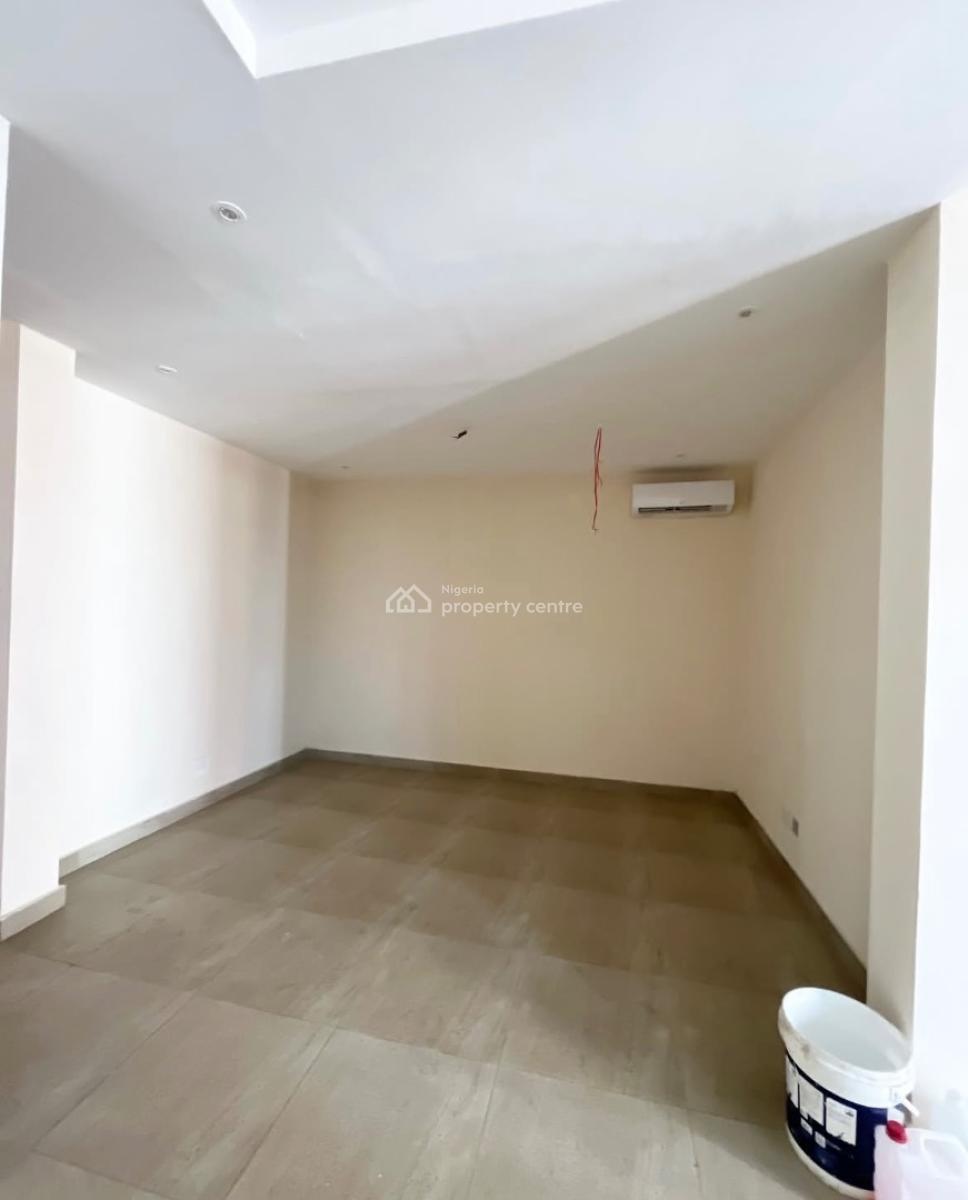 Brand New 3 Bedroom Apartment with Bq, Lekki Phase 1, Lekki, Lagos, Flat / Apartment for Rent