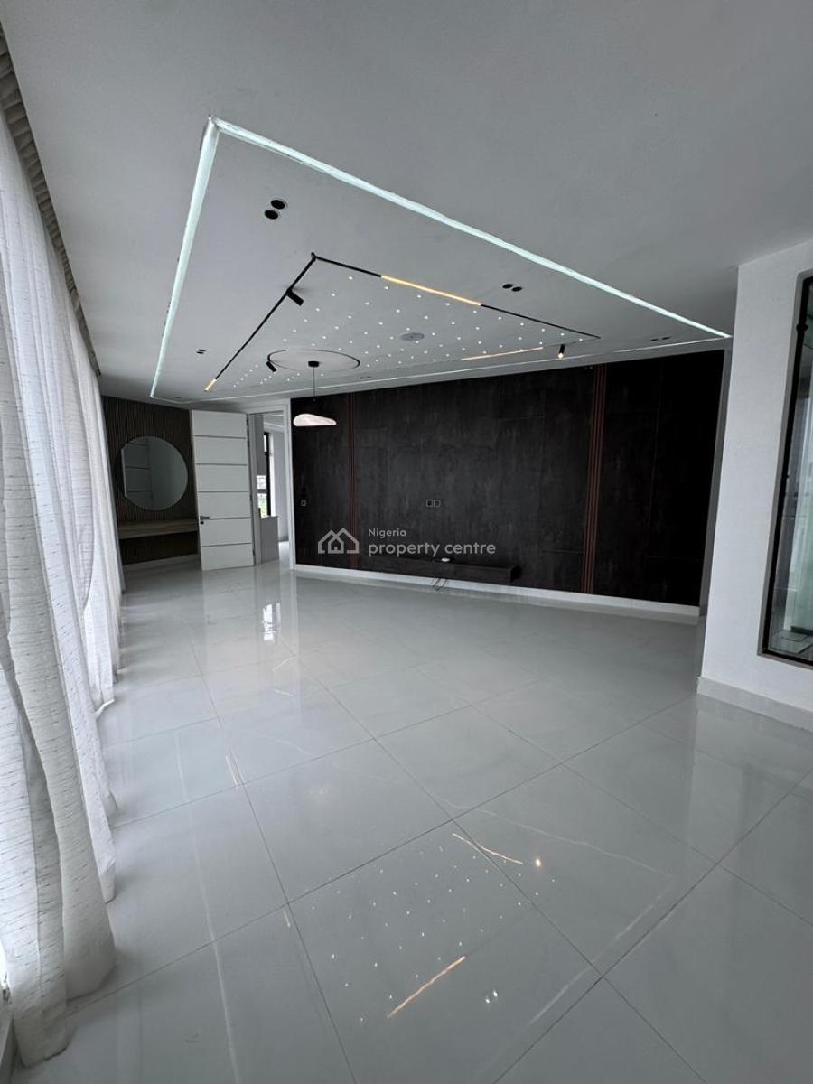 Lovely, Luxury 5  Bedroom Detached Duplex with Swimming Pool ,cinema, Luxury 5  Bedroom Duplex with Swimming Pool ,cinema in Chevron, Lekki, Lagos, Detached Duplex for Sale