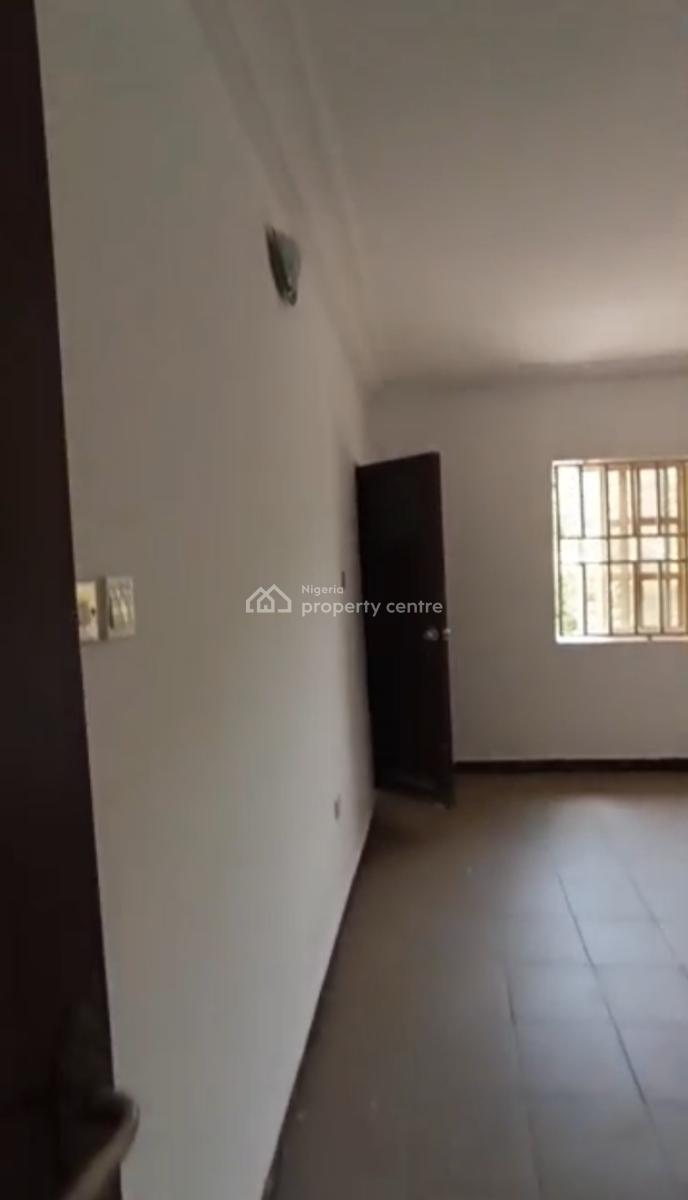Spacious 3bedroom Flat, 2nd Floor,  Tarred Rd, Jabi Main(tarred Rd), Jabi, Abuja, Flat / Apartment for Rent
