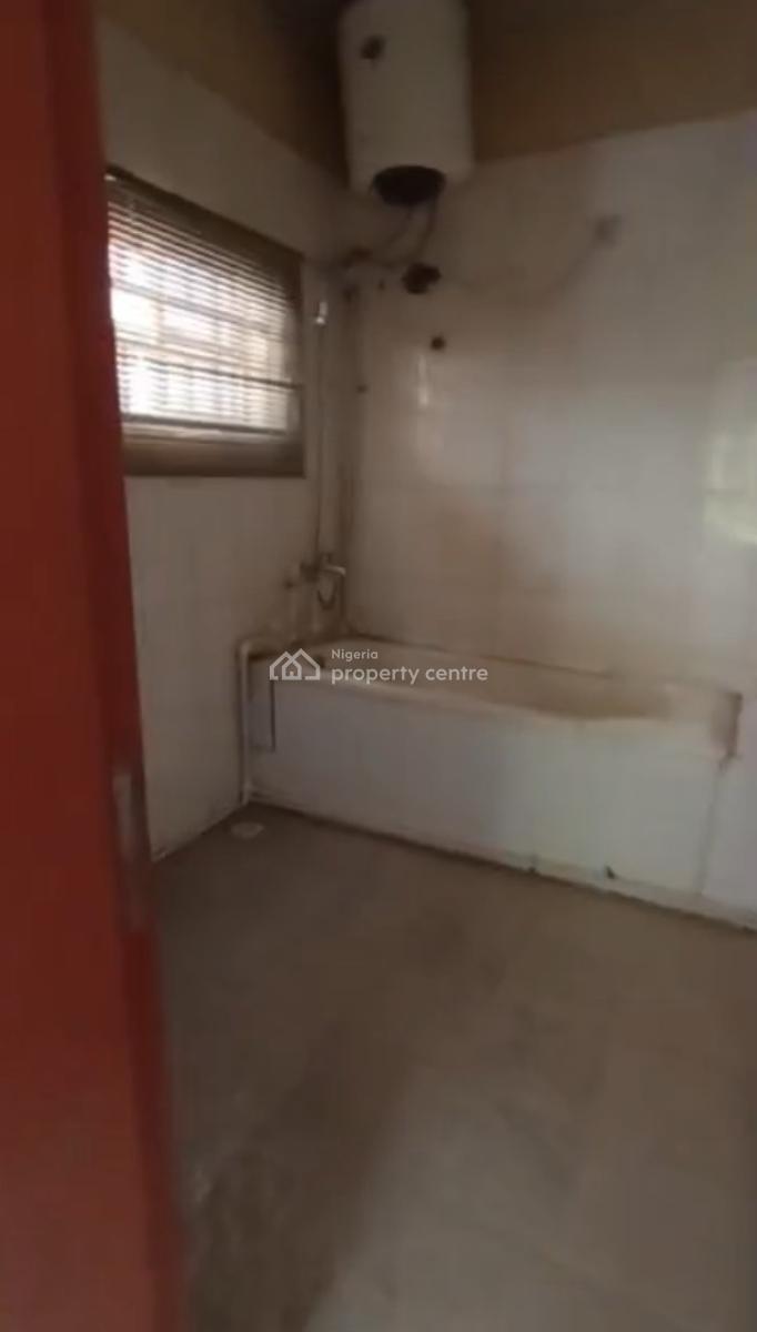 Spacious 3bedroom Flat, 2nd Floor,  Tarred Rd, Jabi Main(tarred Rd), Jabi, Abuja, Flat / Apartment for Rent