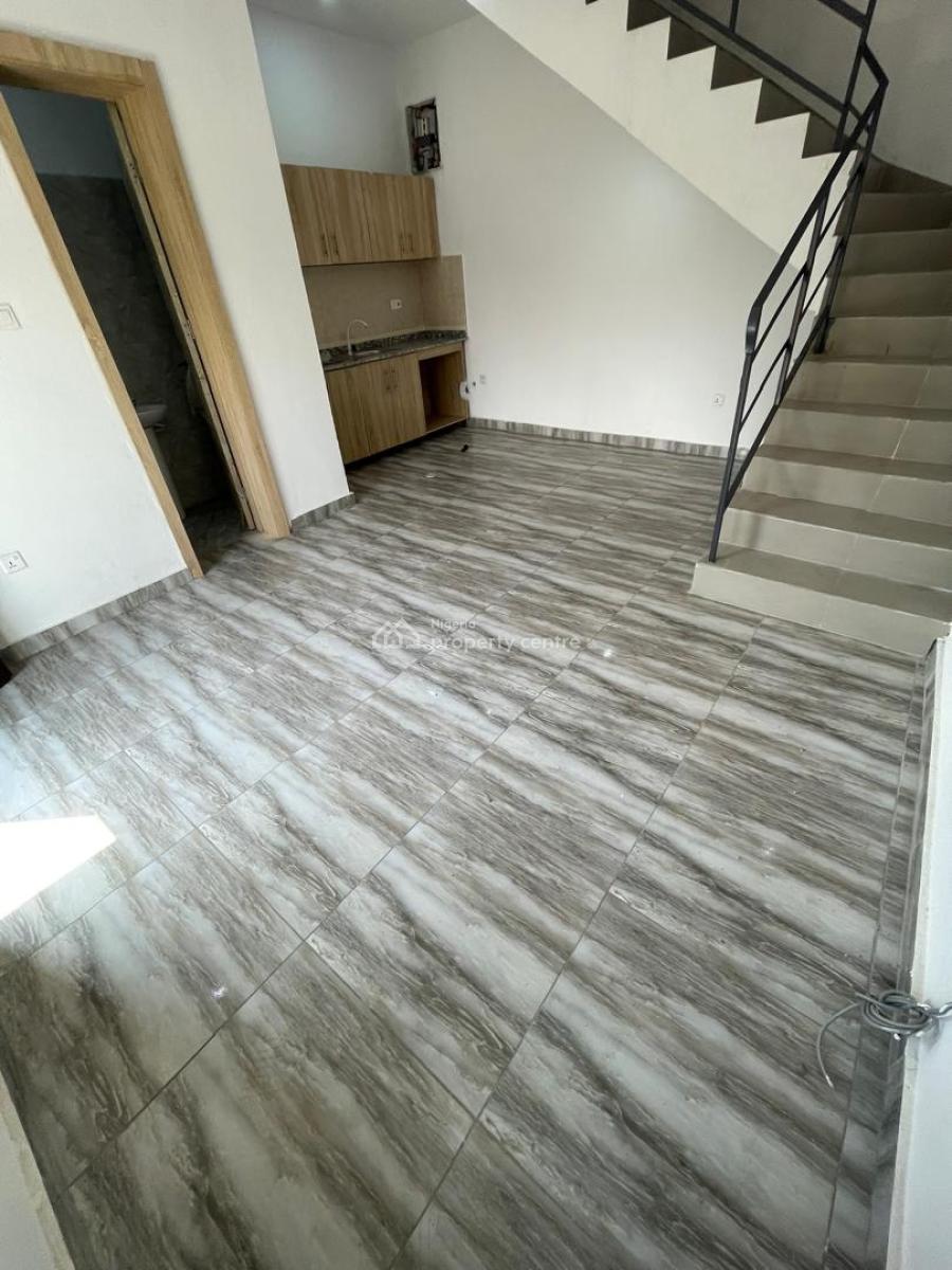 Specoios Massive Luxury Minflat Duplex Aparmment, Secure Estate Salem Ikate Lagos, Lekki, Lagos, Mini Flat (room and Parlour) for Rent