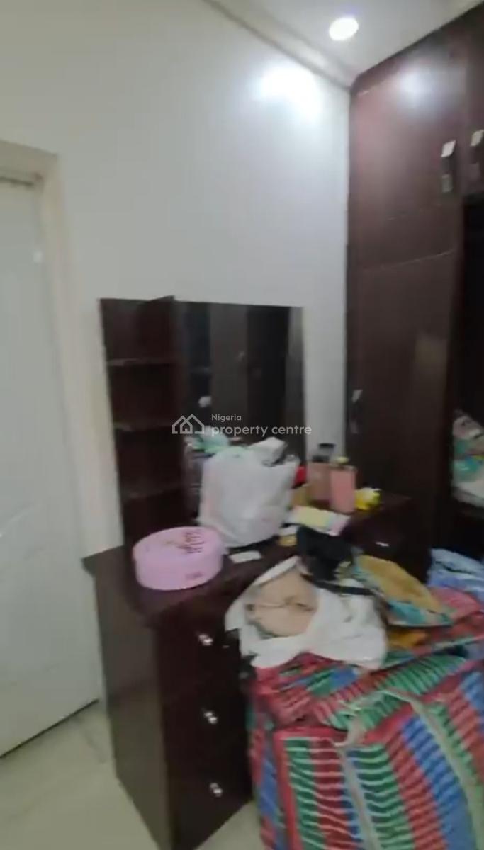 Clean 3bedroom Flat with Bq,without Furniture, Tarred Rd, Wuye Main(tarred Rd), Wuye, Abuja, Flat / Apartment for Rent