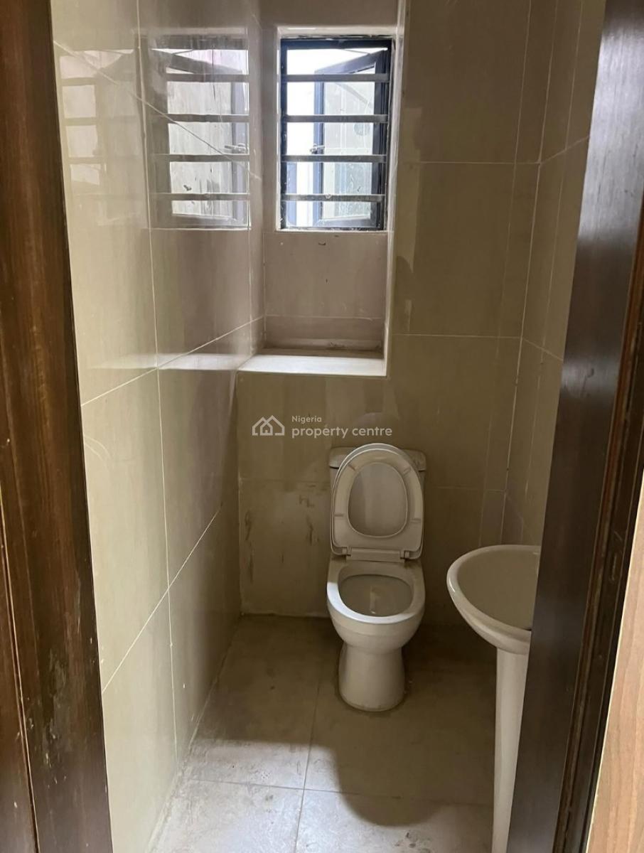 4, Lekki Phase 1, Lekki, Lagos, Terraced Duplex for Rent