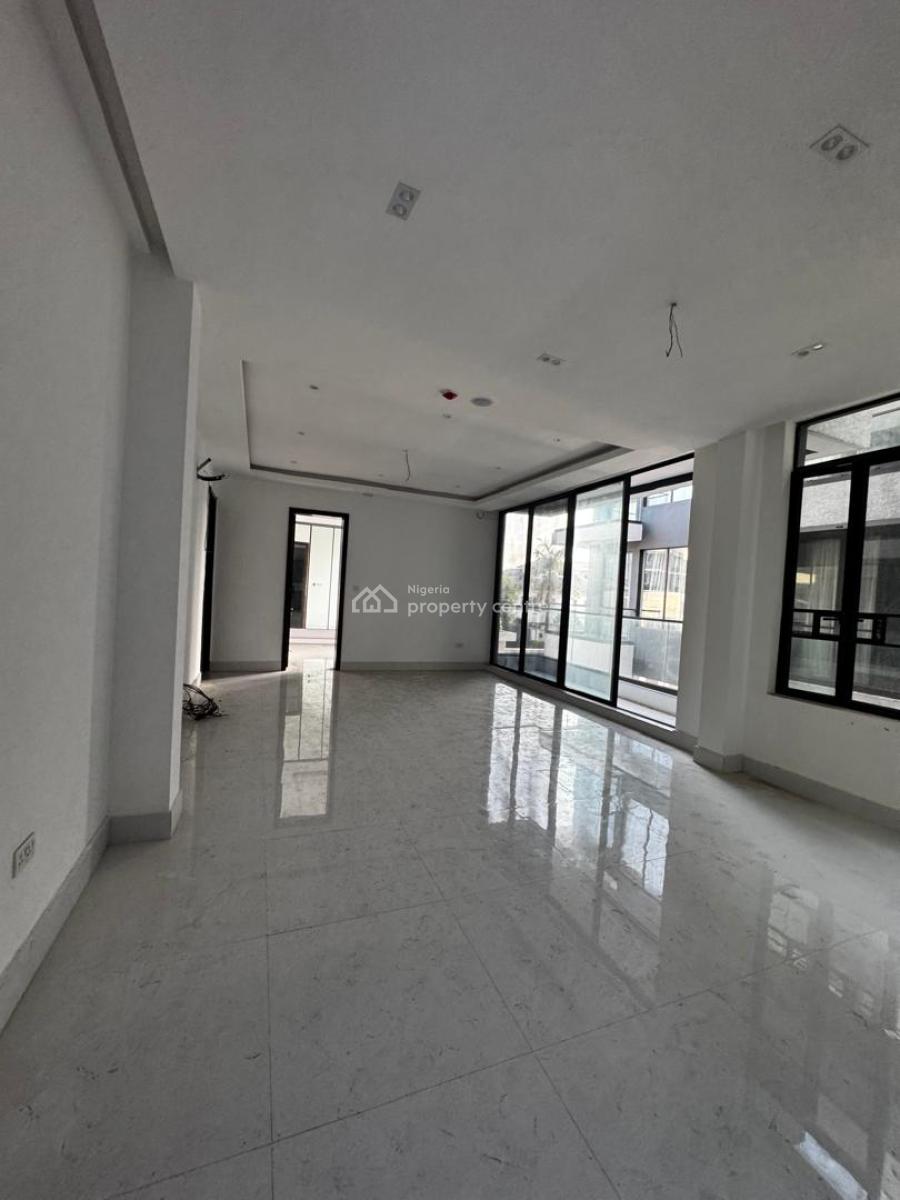 Brand Newly Built Luxury 3bedrooms Flat Upstairs with Pool, Gym & Lift, Lekki Phase 1 Proper, Lekki, Lagos, Flat / Apartment for Rent