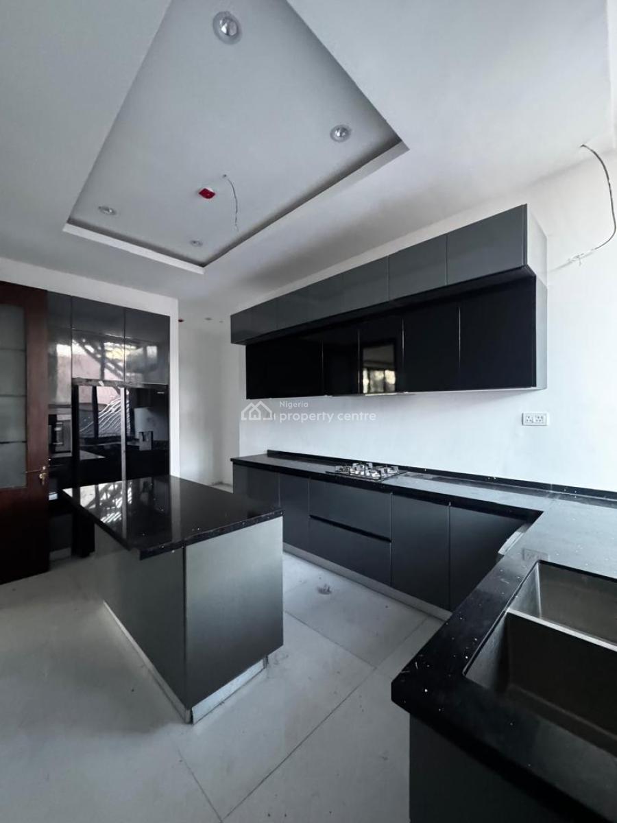 Brand Newly Built Luxury 3bedrooms Flat Upstairs with Pool, Gym & Lift, Lekki Phase 1 Proper, Lekki, Lagos, Flat / Apartment for Rent