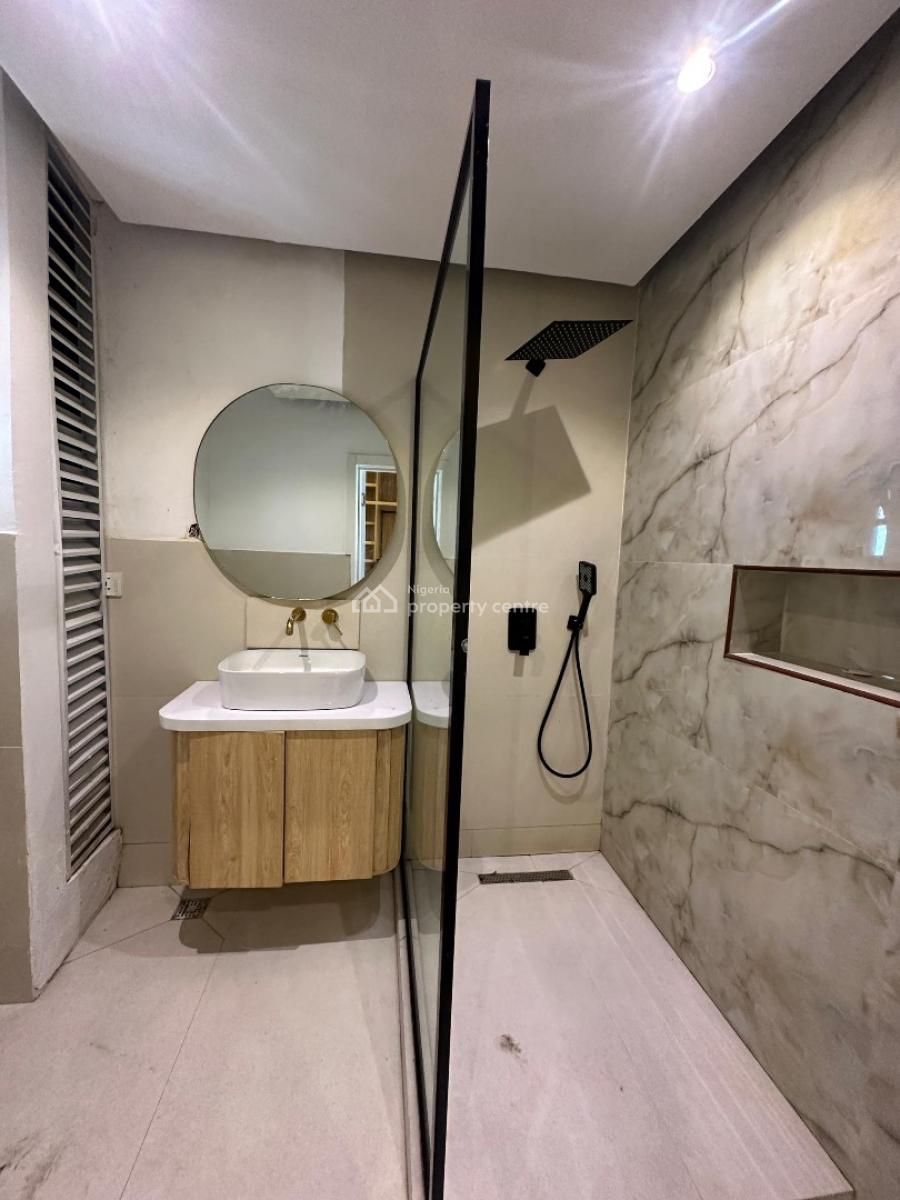 Serviced 2bedroom Apartment with Elevator in Lekki Phase One, Lekki Phase One ,lekki ,lagos ,nigeria, Lekki Phase 1, Lekki, Lagos, Flat / Apartment for Rent