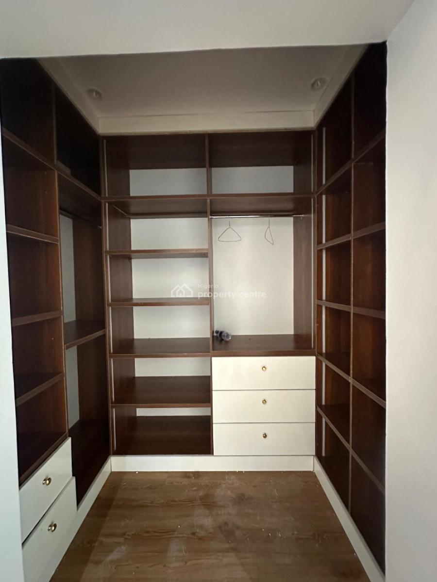 Serviced 2bedroom Apartment with Elevator in Lekki Phase One, Lekki Phase One ,lekki ,lagos ,nigeria, Lekki Phase 1, Lekki, Lagos, Flat / Apartment for Rent