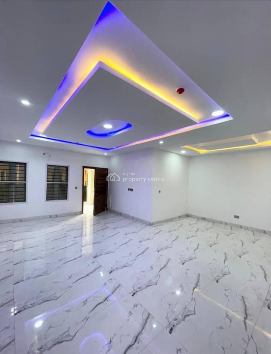 Fully Service 2bedroom Flat with Bq Fitted Kitchen, Lekki Phase 1, Lekki, Lagos, Flat / Apartment for Rent