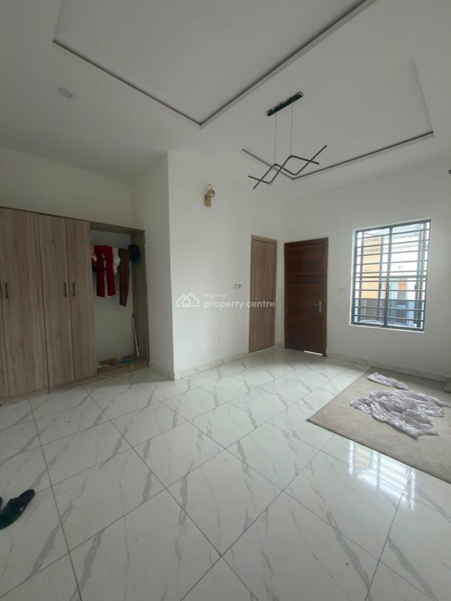 Well Maintained 3 Bedroom, Ikota, Lekki, Lagos, Terraced Duplex for Sale