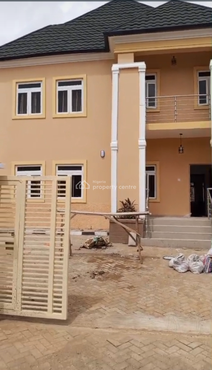 Standard and Tastefully Finished 4 Bedroom Duplex on Fully Tarred Road, Gaduwa, Abuja, Detached Duplex for Rent