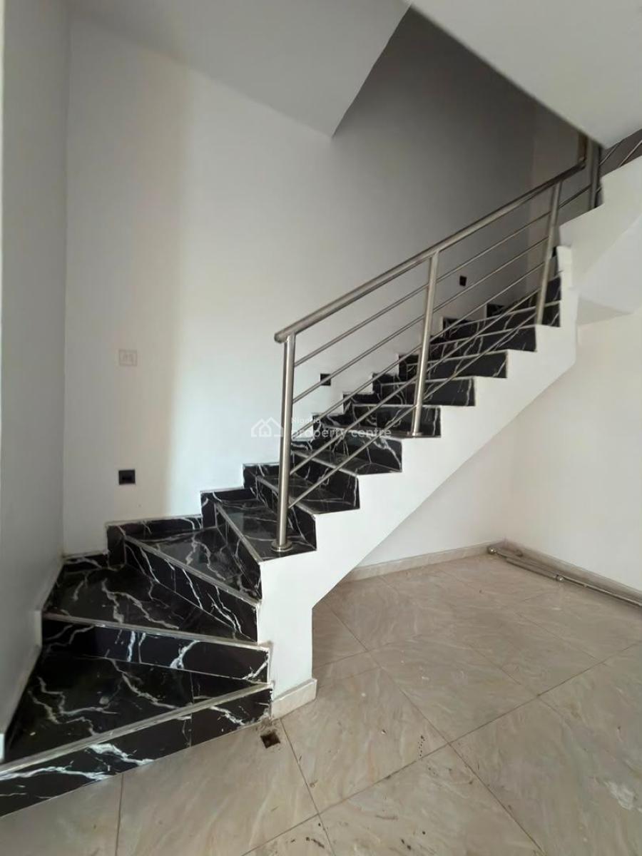 Well Maintained 3 Bedroom Terrace, Ikota, Lekki, Lagos, Terraced Duplex for Sale