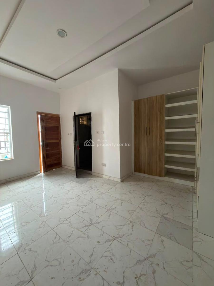 Well Maintained 3 Bedroom Terrace, Ikota, Lekki, Lagos, Terraced Duplex for Sale