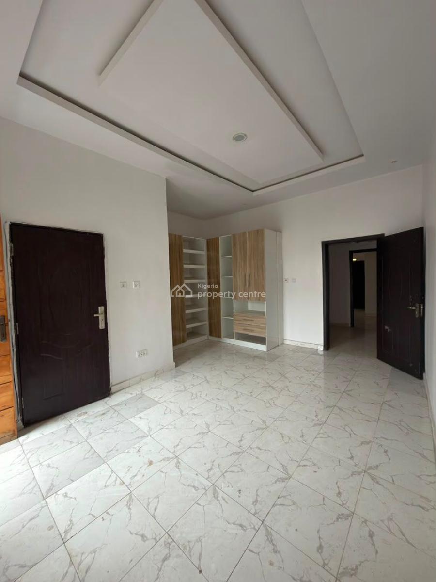Well Maintained 3 Bedroom Terrace, Ikota, Lekki, Lagos, Terraced Duplex for Sale