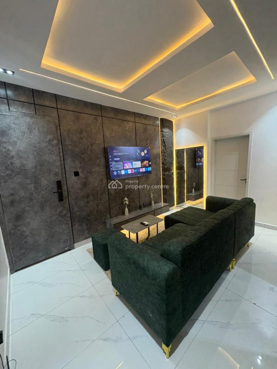 1 Bedroom Apartment with Ps5, Swimming Pool,air Hockey, 24/7 Security, Lekki Phase 1, Lekki, Lagos, Flat / Apartment Short Let
