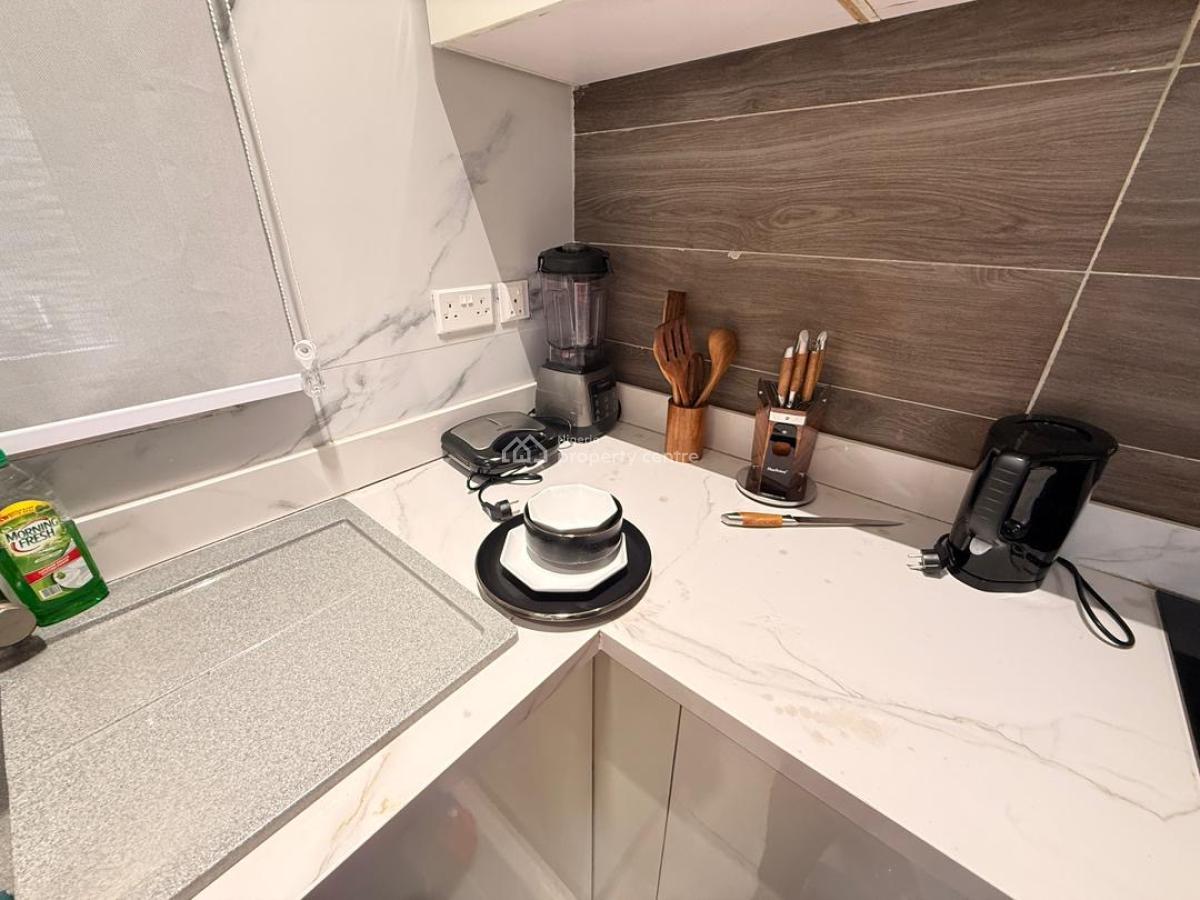 2 Bedroom Apartment with Ps5, Swimming Pool,air Hockey, 24/7 Security, Lekki Phase 1, Lekki, Lagos, Flat / Apartment Short Let