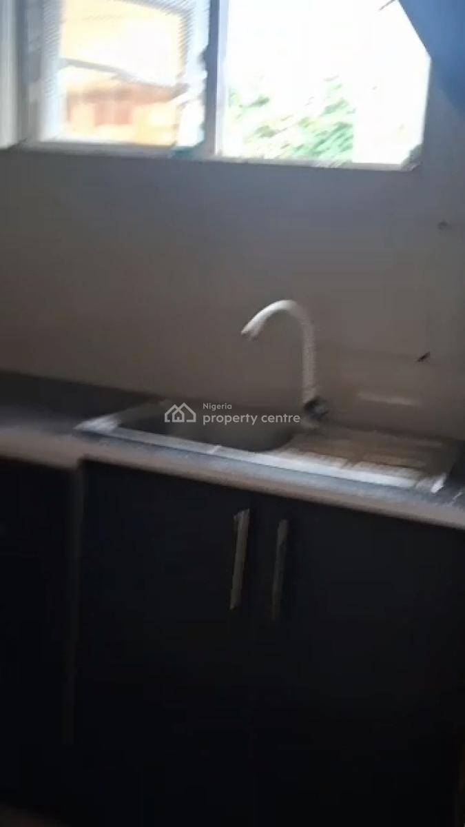 Luxurious 2 Bedroom Apartment (ensuite), Off Toyin Street, Ikeja, Lagos, Flat / Apartment for Rent