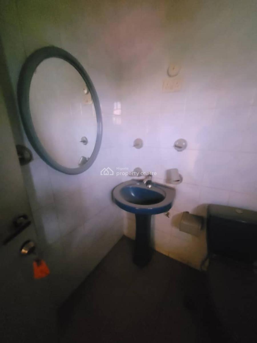 6 Bedrooms Fully Detached Duplex, Utako, Abuja, Detached Duplex for Rent