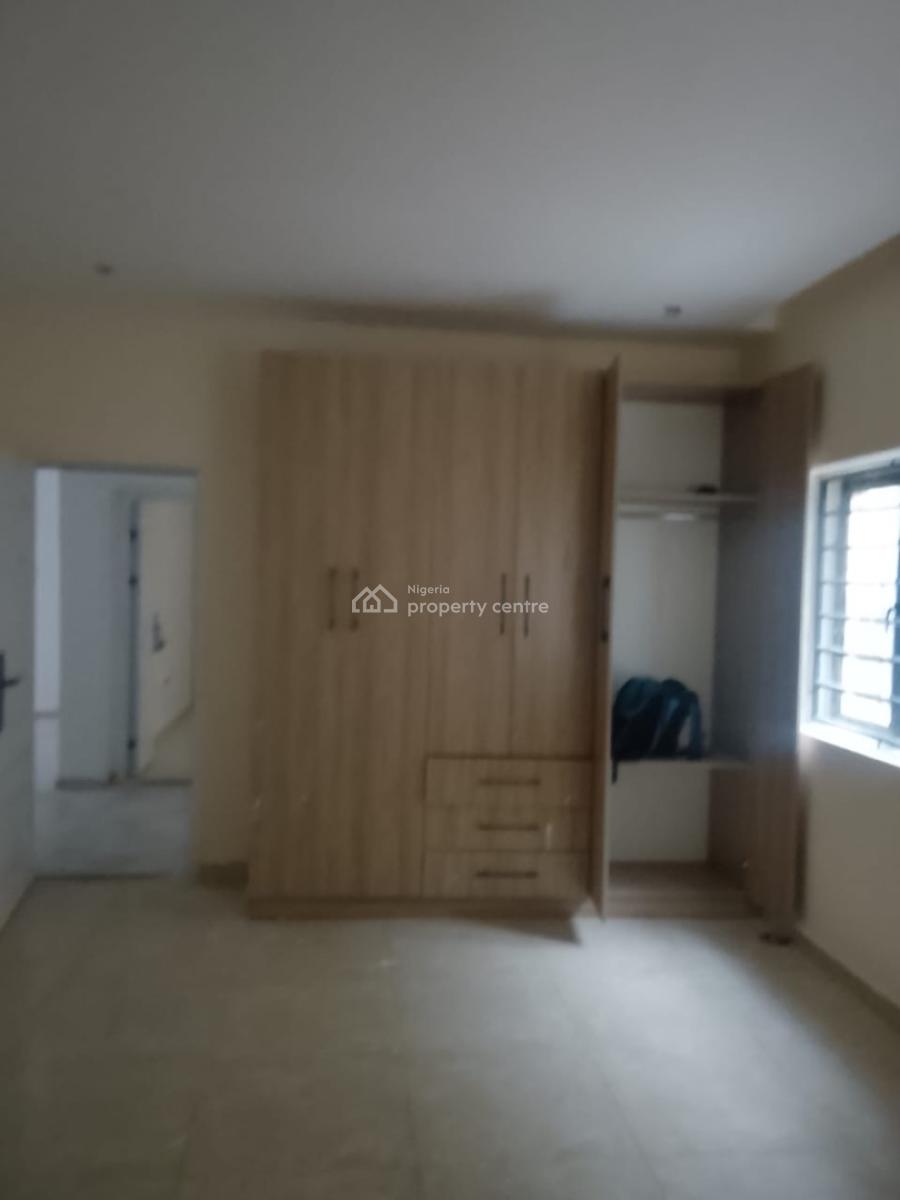 Excellent Brand New Spacious 2 Bedroom Apartment, Kapwa, Lugbe District, Abuja, Flat / Apartment for Rent