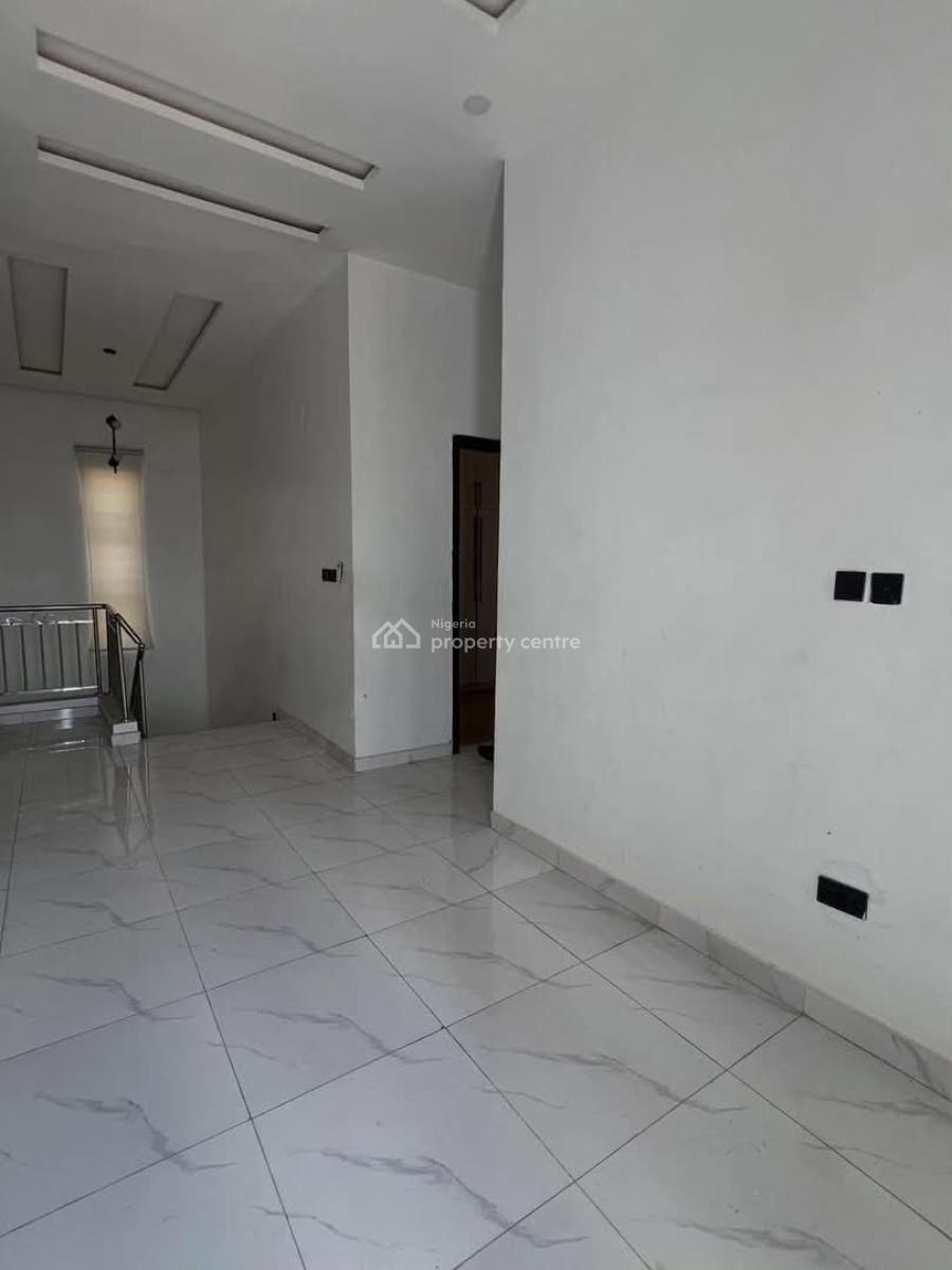 Brand New 2 Bedroom Apartment, Ologolo, Lekki,, Ologolo, Lekki, Lagos, Flat / Apartment for Rent