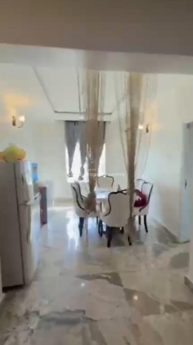 Neat Very Spacious 3 Bedrooms Flat Apartment with Bq Tarred Road All, in an Estate Just By Galadimawa Round About, Galadimawa, Abuja, Flat / Apartment for Sale