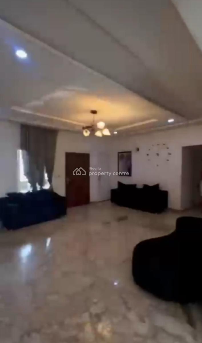 Neat Very Spacious 3 Bedrooms Flat Apartment with Bq Tarred Road All, in an Estate Just By Galadimawa Round About, Galadimawa, Abuja, Flat / Apartment for Sale