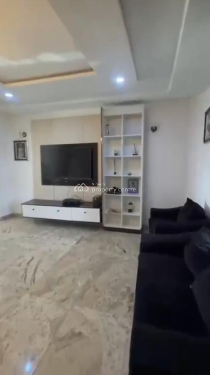 Neat Very Spacious 3 Bedrooms Flat Apartment with Bq Tarred Road All, in an Estate Just By Galadimawa Round About, Galadimawa, Abuja, Flat / Apartment for Sale