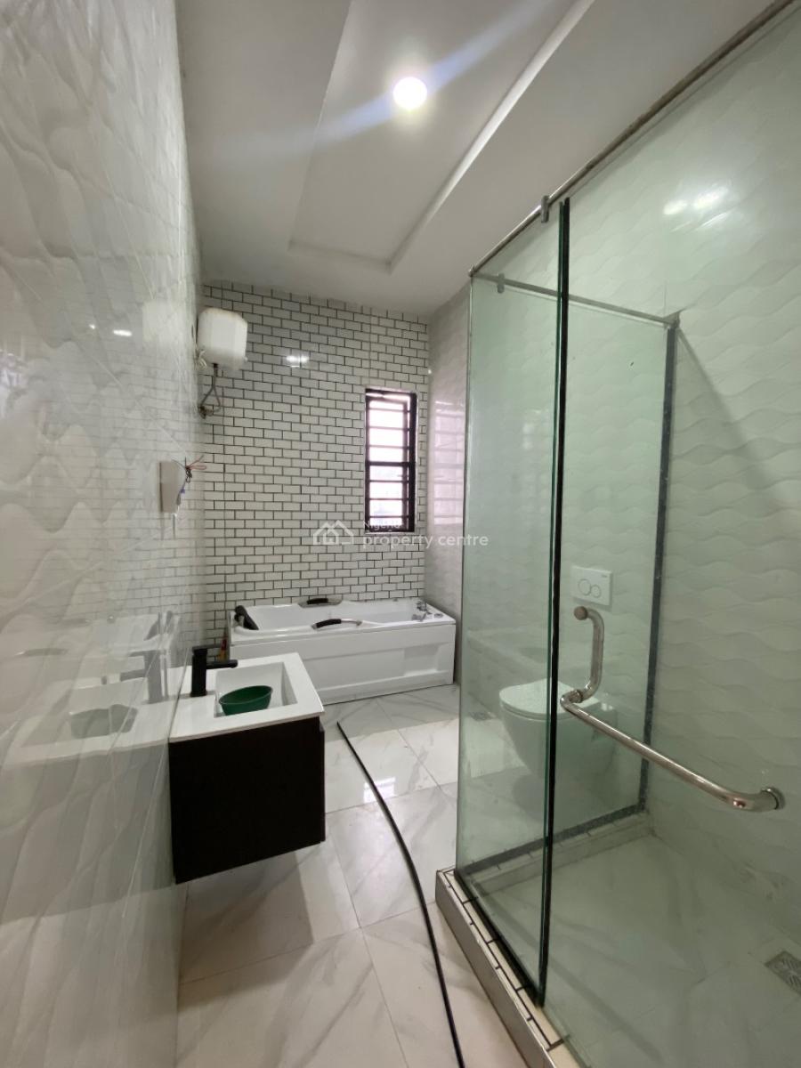 Partly Furnished Masters Bedroom Sharing Kitchen with 1 Person, Orchid Road Dpkay Estate, Lekki, Lagos, Flat / Apartment for Rent