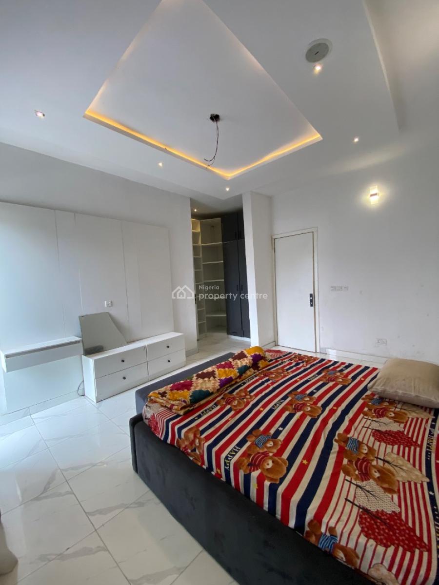 Partly Furnished Masters Bedroom Sharing Kitchen with 1 Person, Orchid Road Dpkay Estate, Lekki, Lagos, Flat / Apartment for Rent