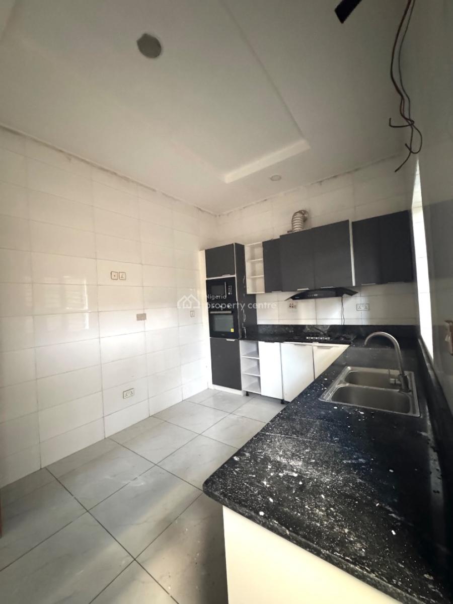 𝐌𝐀𝐈𝐍𝐓𝐀𝐈𝐍𝐄𝐃 3 𝐁𝐄𝐃𝐑𝐎𝐎𝐌 𝐓𝐄𝐑𝐑𝐀𝐂𝐄 𝐃𝐔𝐏𝐋𝐄𝐗, Orchid, Lekki, Lekki Phase 2, Lekki, Lagos, Terraced Duplex for Rent