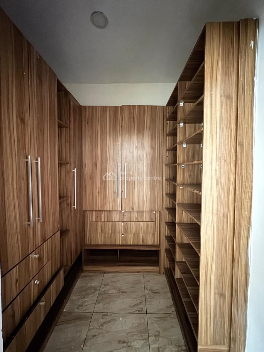 𝐌𝐀𝐈𝐍𝐓𝐀𝐈𝐍𝐄𝐃 3 𝐁𝐄𝐃𝐑𝐎𝐎𝐌 𝐓𝐄𝐑𝐑𝐀𝐂𝐄 𝐃𝐔𝐏𝐋𝐄𝐗, Orchid, Lekki, Lekki Phase 2, Lekki, Lagos, Terraced Duplex for Rent