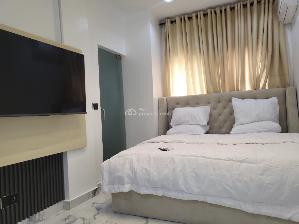 Luxury 4bed Apartment, Off Isaac John, Ikeja, Lagos, Flat / Apartment Short Let