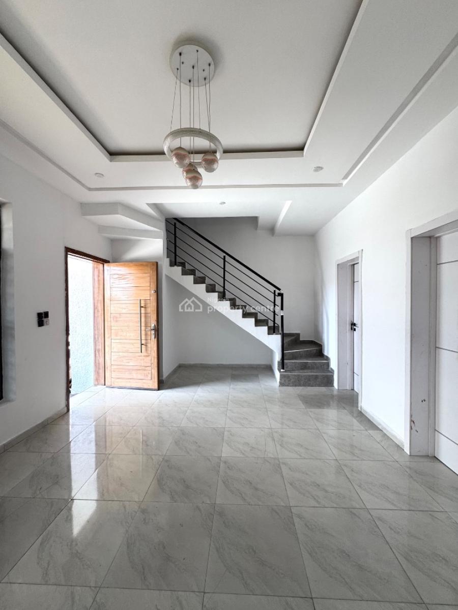 𝐌𝐀𝐈𝐍𝐓𝐀𝐈𝐍𝐄𝐃 4 𝐁𝐄𝐃𝐑𝐎𝐎𝐌 𝐓𝐄𝐑𝐑𝐀𝐂𝐄 𝐃𝐔𝐏𝐋𝐄𝐗, Ikota, Lekki, Ikota, Lekki, Lagos, Terraced Duplex for Rent