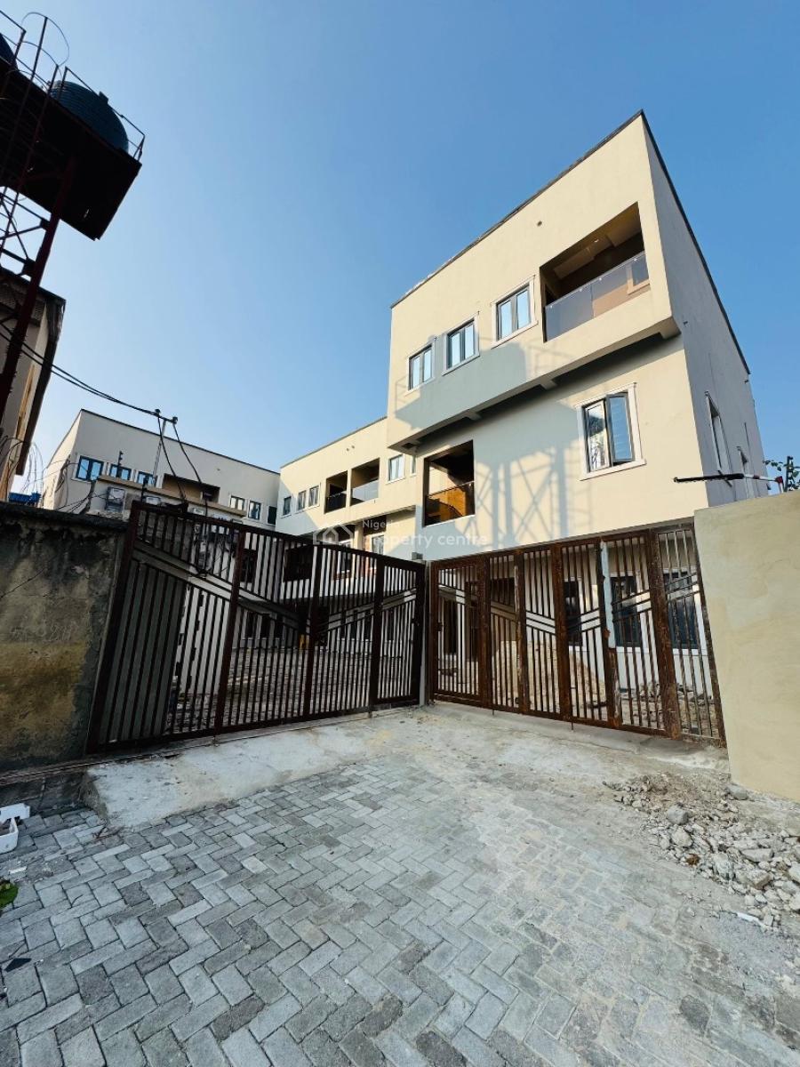 Elegantly Designed 4-bedroom Duplex in a Secure Call-to-access Estate, Elegantly Designed 4-bedroom Duplex in a Secure Call-to-access Estate, Gbagada, Lagos, Terraced Duplex for Sale