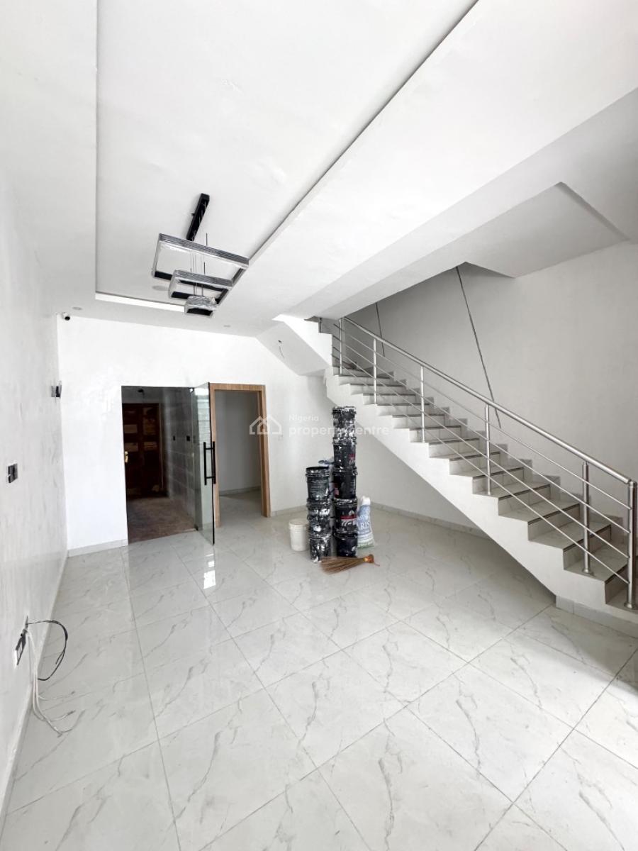 𝐁𝐑𝐀𝐍𝐃 𝐍𝐄𝐖 3 𝐁𝐄𝐃𝐑𝐎𝐎𝐌 𝐓𝐄𝐑𝐑𝐀𝐂𝐄  𝐃𝐔𝐏𝐋𝐄𝐗, Chevron, Lekki, Lekki Phase 2, Lekki, Lagos, Terraced Duplex for Rent