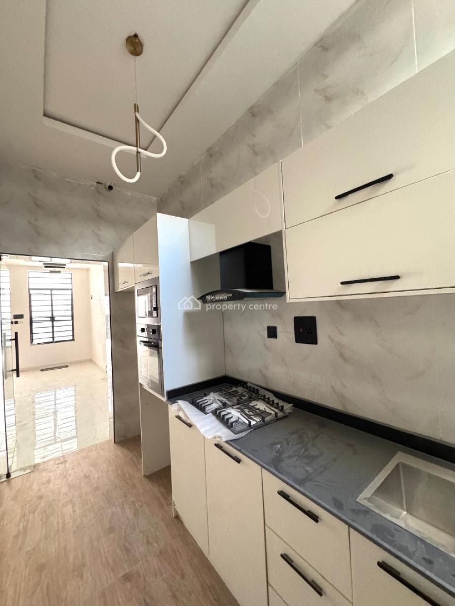 𝐁𝐑𝐀𝐍𝐃 𝐍𝐄𝐖 3 𝐁𝐄𝐃𝐑𝐎𝐎𝐌 𝐓𝐄𝐑𝐑𝐀𝐂𝐄  𝐃𝐔𝐏𝐋𝐄𝐗, Chevron, Lekki, Lekki Phase 2, Lekki, Lagos, Terraced Duplex for Rent