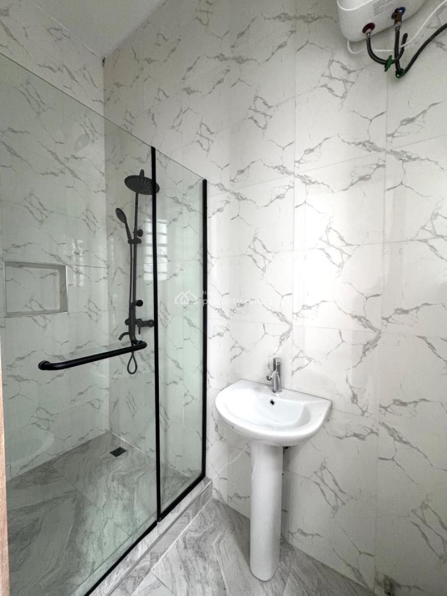 𝐍𝐄𝐖 4 𝐁𝐄𝐃𝐑𝐎𝐎𝐌 𝐒𝐄𝐌𝐈 𝐃𝐄𝐓𝐀𝐂𝐇𝐄𝐃 𝐃𝐔𝐏𝐋𝐄𝐗, Chevron, Lekki, Lekki Phase 2, Lekki, Lagos, Semi-detached Duplex for Rent