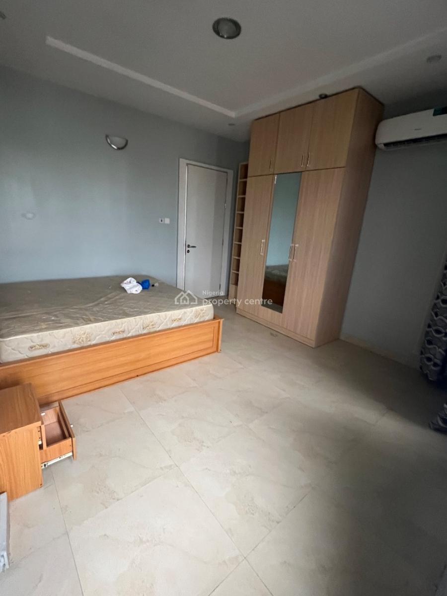 Spacious 3 Bedroom Apartment with Bq, Rock Apartment, Plot 7 Rock Drive Off C&i Leasing Company Lekki Phase, Lekki Phase 1, Lekki, Lagos, Flat / Apartment for Rent