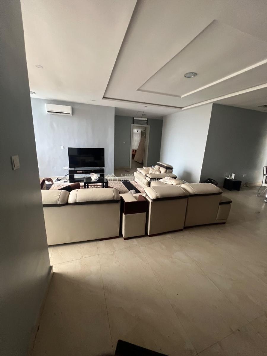 Spacious 3 Bedroom Apartment with Bq, Rock Apartment, Plot 7 Rock Drive Off C&i Leasing Company Lekki Phase, Lekki Phase 1, Lekki, Lagos, Flat / Apartment for Rent